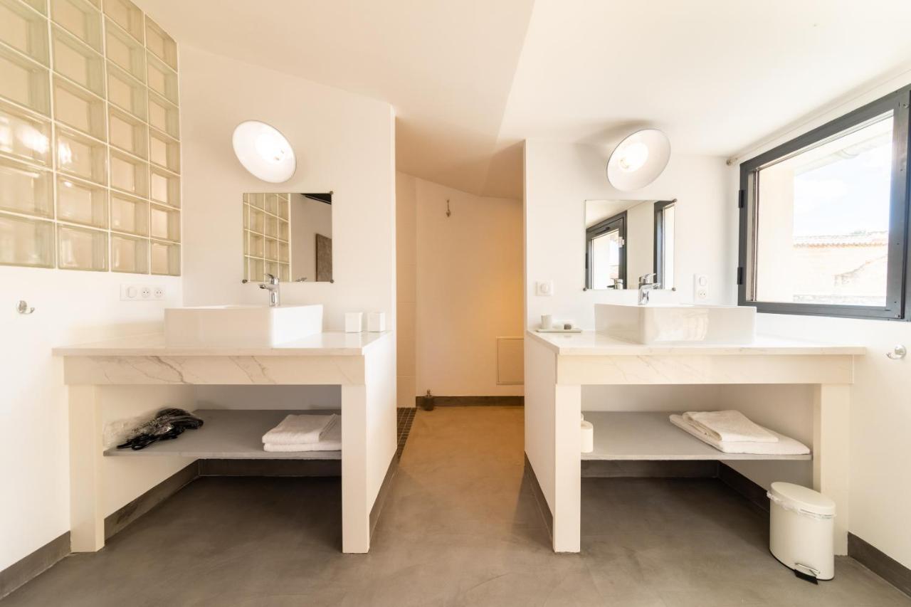 La Cour St Siffret- Uzes Bed and Breakfast Saint-Siffret Exteriör bild